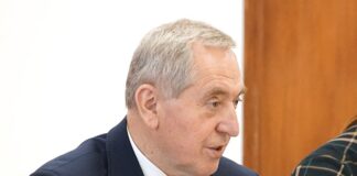 Minister rolnictwa i rozwoju wsi Henryk Kowalczyk